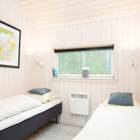 Holiday home Geraeumiges Skandinavisches Haus